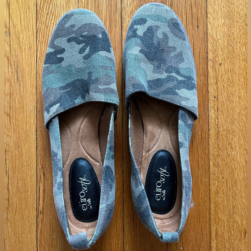 Eurosoft by Sofft Women's, Robyn Camo Slip-On